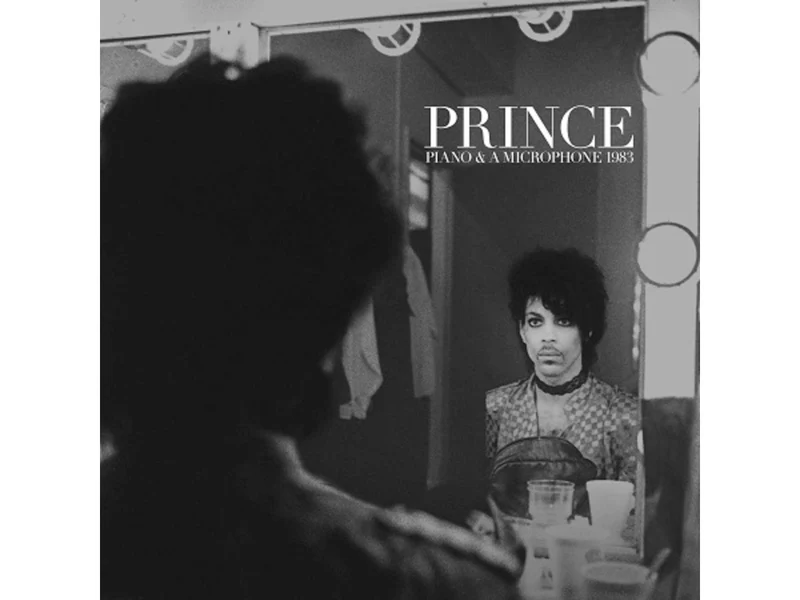 PRINCE - PIANO AND MICROPHONE