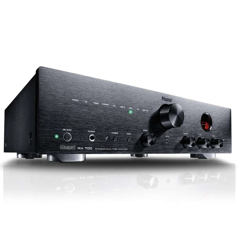 Magnat MA 700
